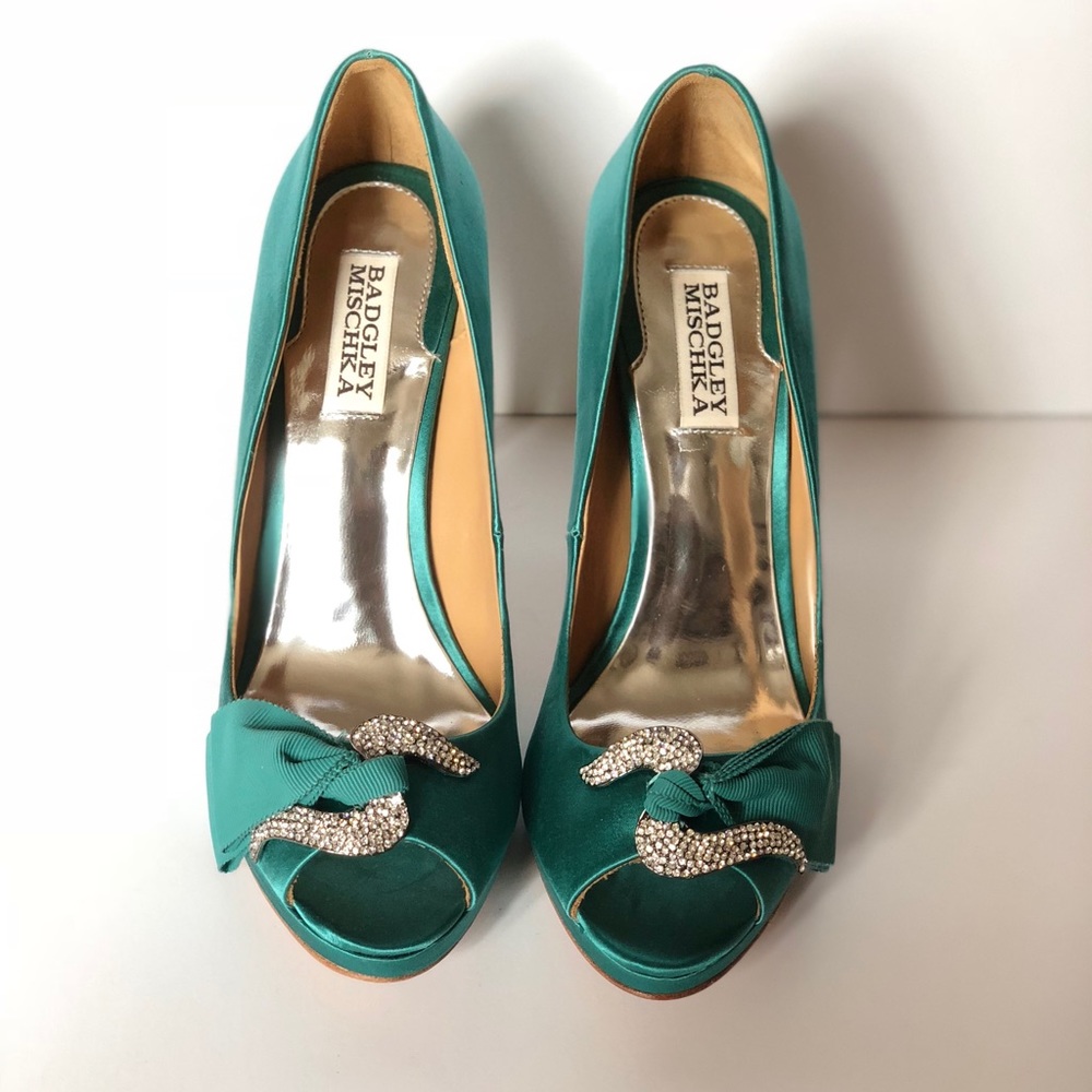 ✨ Badgley Mischka heels✨